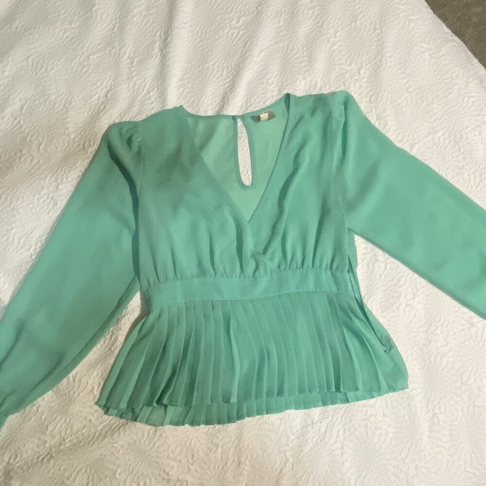 Long sleeve v neck blouse